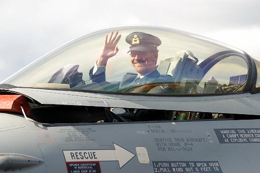 2002-09 FLO 3.JPG